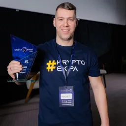 Maciej Tomczyk (Kryptoekipa)